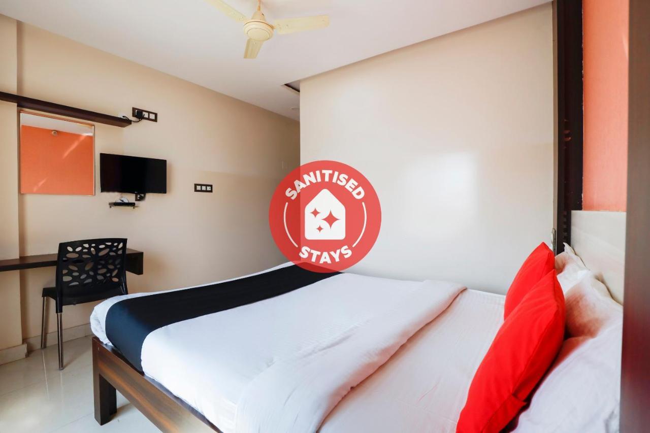 Capital O 70534 Habitat Suites And Rooms 벵갈루루 외부 사진