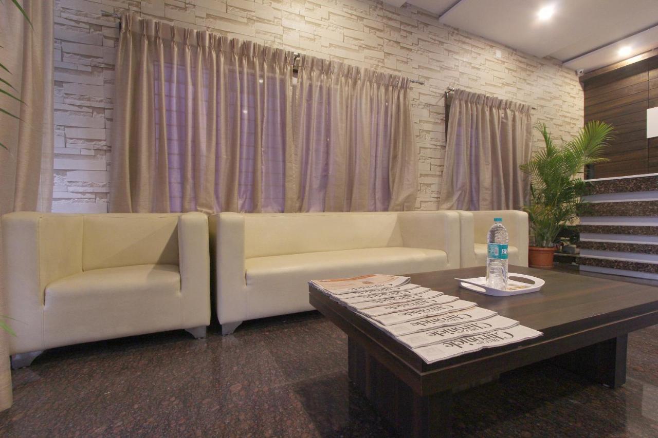 Capital O 70534 Habitat Suites And Rooms 벵갈루루 외부 사진