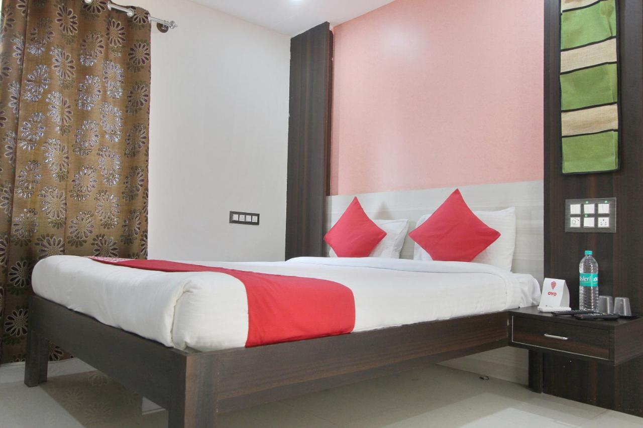 Capital O 70534 Habitat Suites And Rooms 벵갈루루 외부 사진