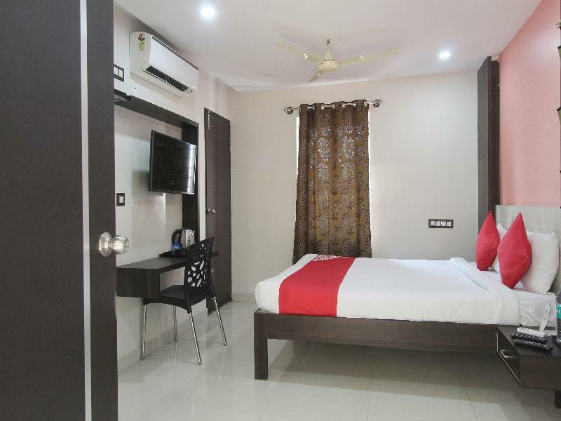 Capital O 70534 Habitat Suites And Rooms 벵갈루루 외부 사진