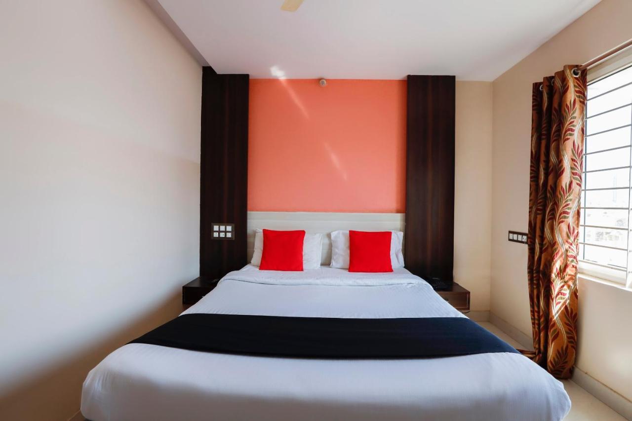 Capital O 70534 Habitat Suites And Rooms 벵갈루루 외부 사진