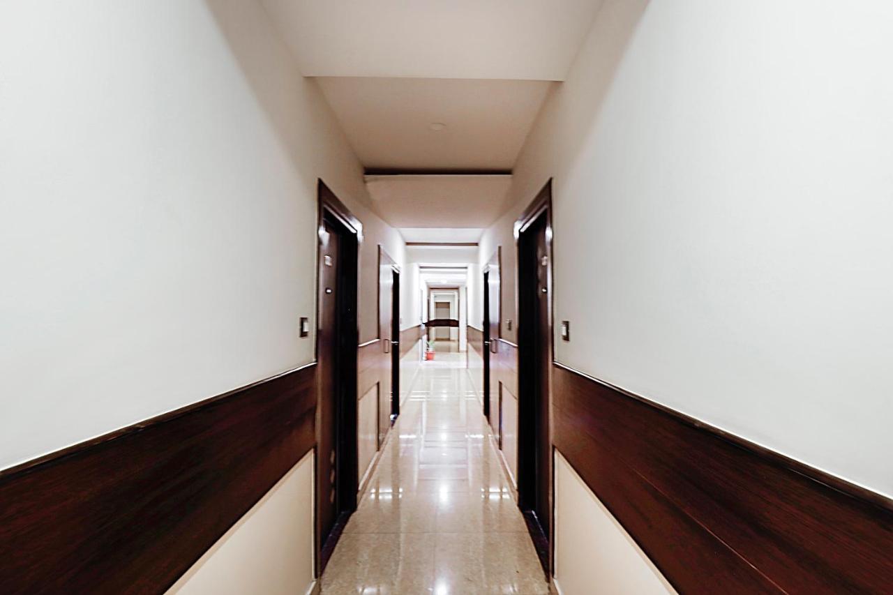 Capital O 70534 Habitat Suites And Rooms 벵갈루루 외부 사진