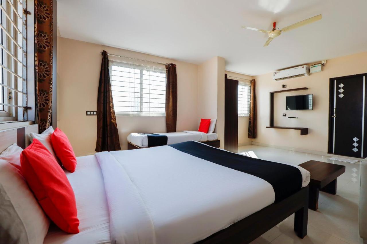 Capital O 70534 Habitat Suites And Rooms 벵갈루루 외부 사진