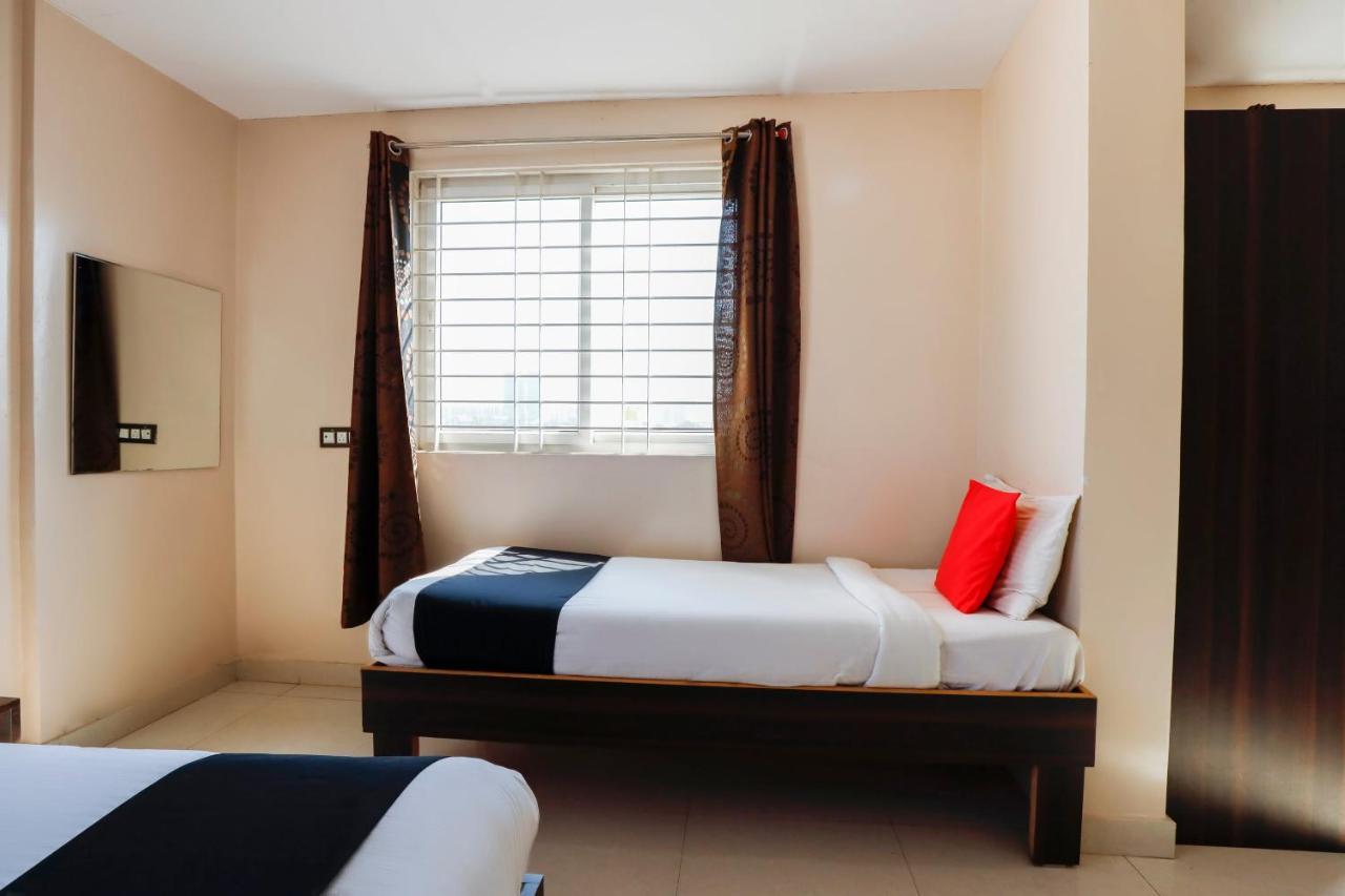 Capital O 70534 Habitat Suites And Rooms 벵갈루루 외부 사진